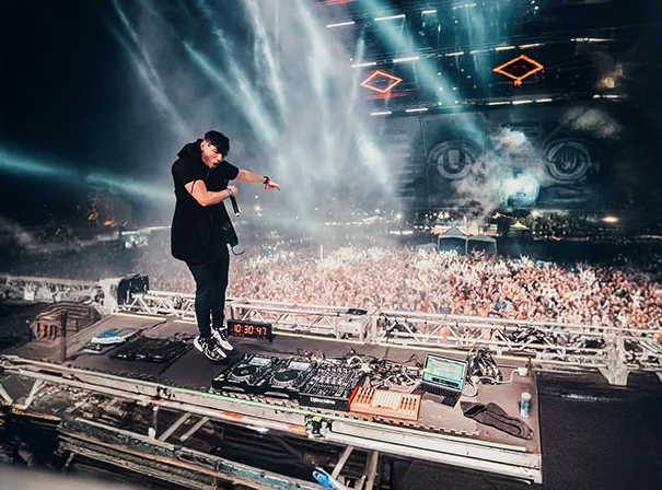 3Lau