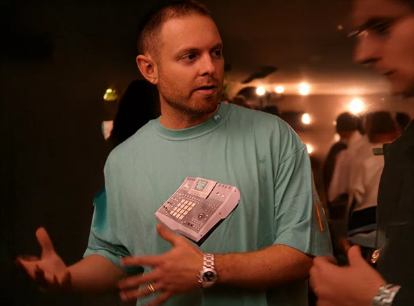 DJ Shadow
