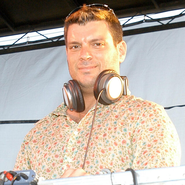 Jonathan Peters