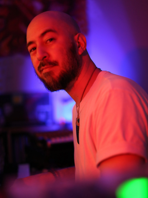 Mark de Clive-Lowe