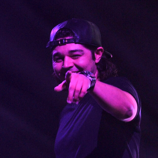 Max Vangeli